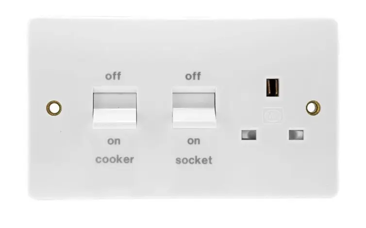 MK Logic K5060WHI 45A double pole Cooker Switch and Socket White.  