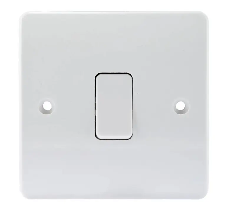 MK Logic Plus K4871WHI 10A Single Pole, 1 Gang, 2 Way Switch White